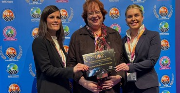 KindCentrum Borgele ontvangt Een Global Inclusion Award tijdens BETT 2025